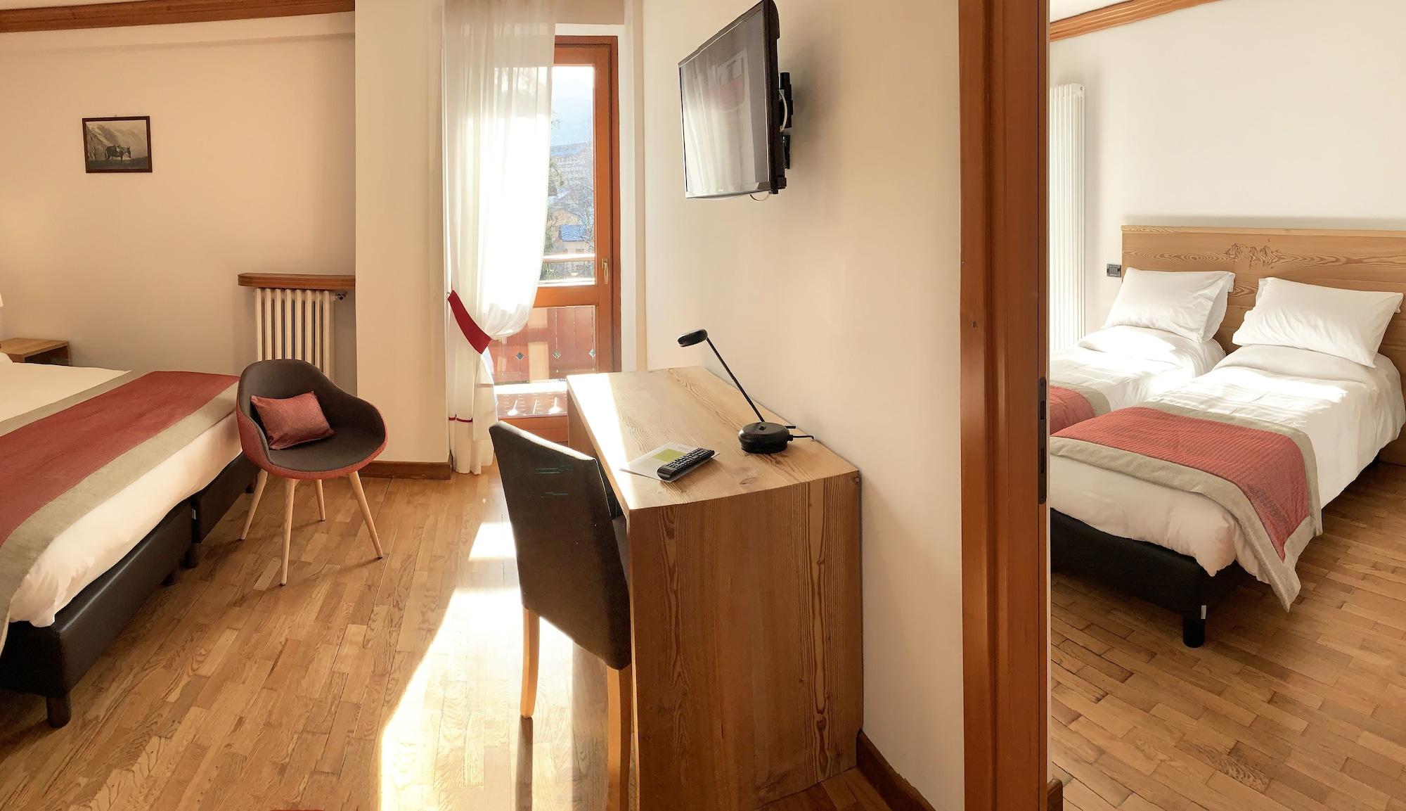 Hotel Croux Courmayeur Exterior photo